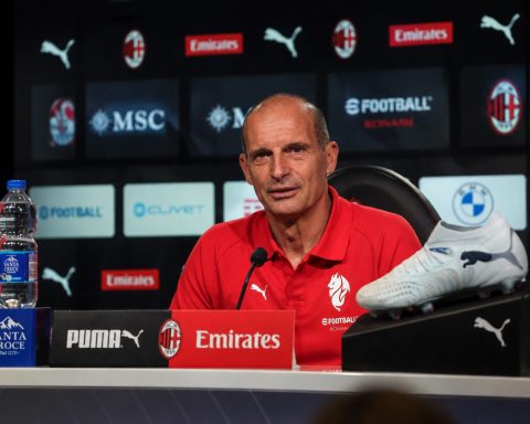 Allegri Makes Bold Milan Call As Champions League Race Tightens Before Atalanta Clash