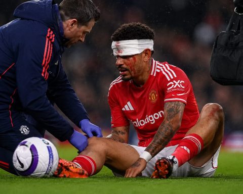 Aston Villa Crush Nottingham Forest 4-0 As Gibbs-White Injury Cloud Hangs Over Europa League Exit