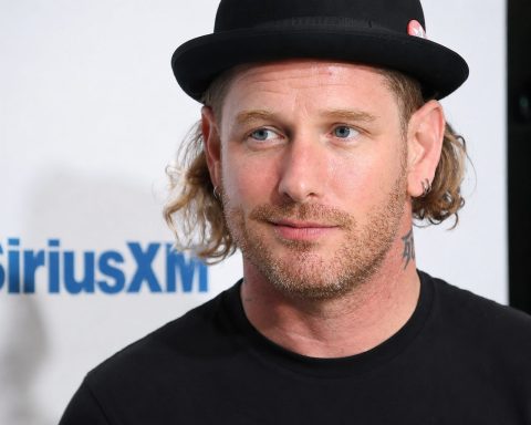 Corey Taylor Joins Motionless In White as ‘Decades’ Album Finally Gets a Date