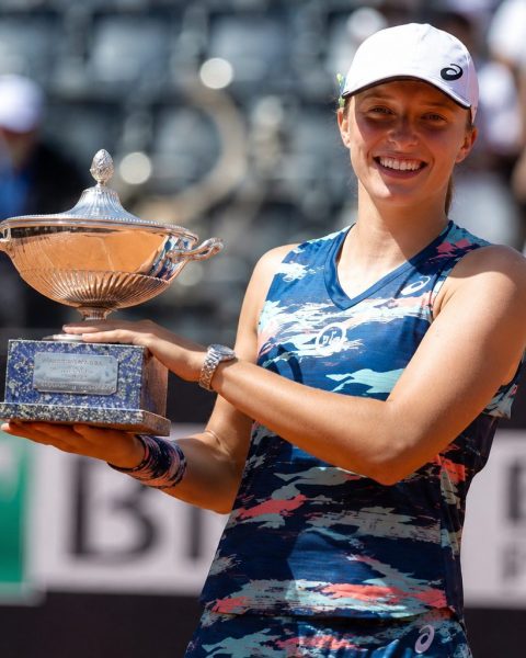 Iga Swiatek Gets Early Rome Scare As Caty McNally Forces Third Set At Italian Open