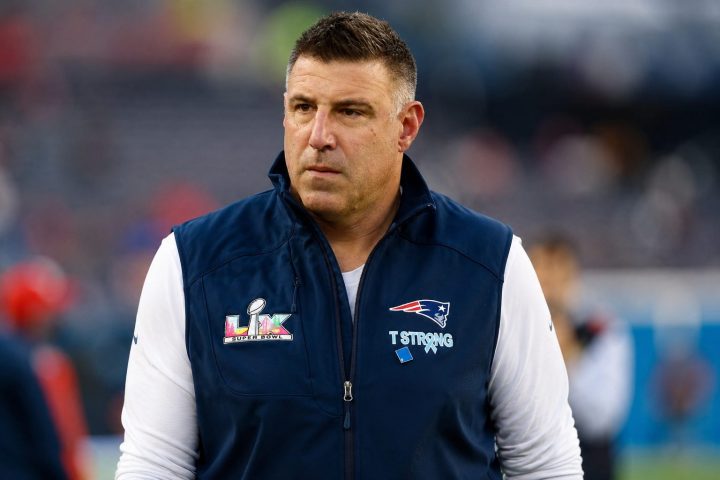 Mike Vrabel-Dianna Russini Boat Report Reopens a Patriots Problem