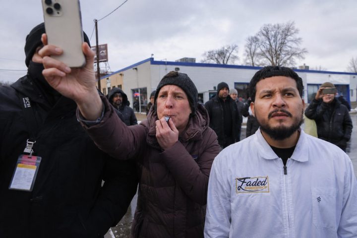 New York Defies ICE Surge Threat as Trump Deportation Push Hits Courts