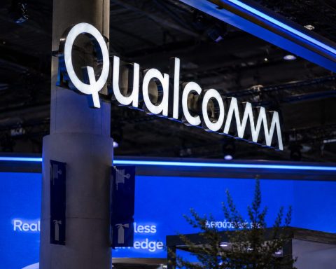 Qualcomm AI Stock Jumps Again As Investors Reprice a Cheap Data-Center Bet
