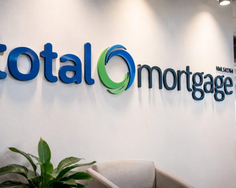Total Mortgage’s Denise Peach Wins MMBA Award As Mortgage Rates Bite Buyers