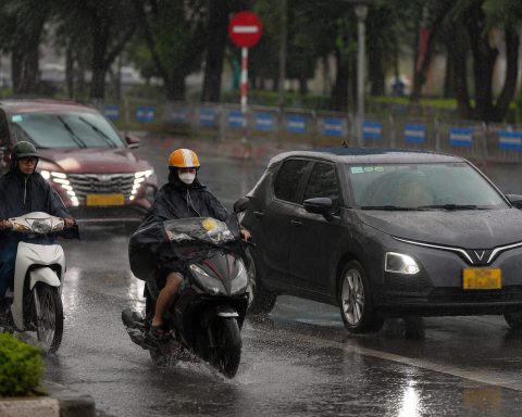 Vietnam Weather Alert: Cold Front Brings Heavy Rain, Hail And Lightning Risk To North